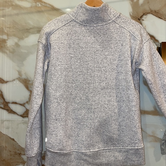 All In Motion grey pullover - Picture 5 of 7